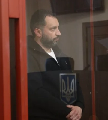 Високопосадовці поліції, причетні до прикриття порноофісів, вийшли під заставу