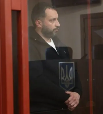 Високопосадовці поліції, причетні до прикриття порноофісів, вийшли під заставу