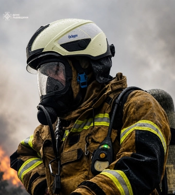 За добу на Львівщині рятувальники ліквідували 11 пожеж в екосистемах