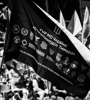 ФК "Динамо" провел благотворительный матч со "Спецподразделением Тимура" ГУР МО в Киеве