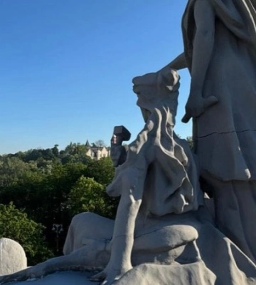 У Києві через російську атаку пошкоджено Національний художній музей України