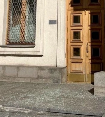 Уперше з часів Другої світової війни: через нічний обстріл Києва пошкоджено історичну будівлю МЗС