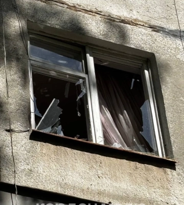 У Сумах зафіксовано влучання ударного дрона "Молнія", є пошкодження