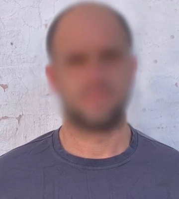 В Киеве полиция задержала мужчину, который грабил поврежденные обстрелом квартиры