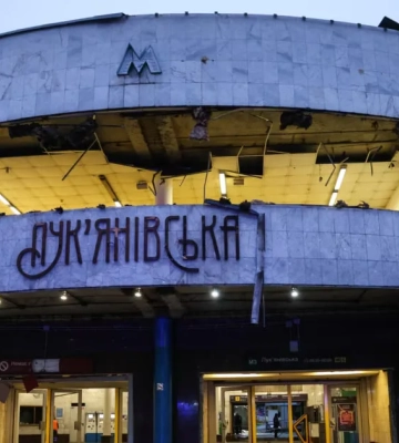 Пошкодження у всіх районах, кількість постраждалих зростає: наслідки удару РФ по Києву показали журналісти FREEДОМ (ВІДЕО)