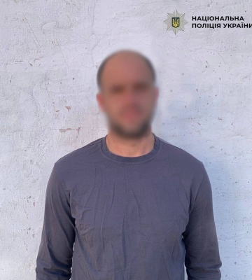 У Києві поліція затримала мародера, який грабував понівечені обстрілом квартири