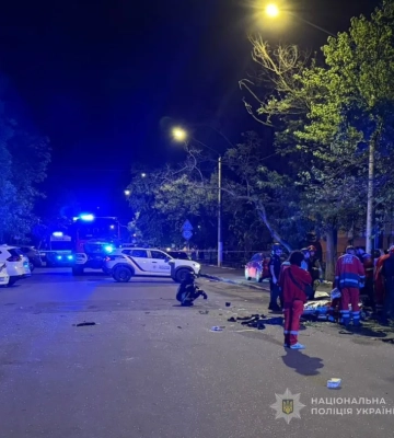 В Одесі СБУ розслідує вибух автомобіля як теракт унаслідок якого постраждали двоє людей