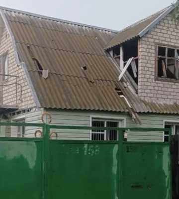 На Синельниківщині поранені четверо людей: росіяни атакували одну з громад
