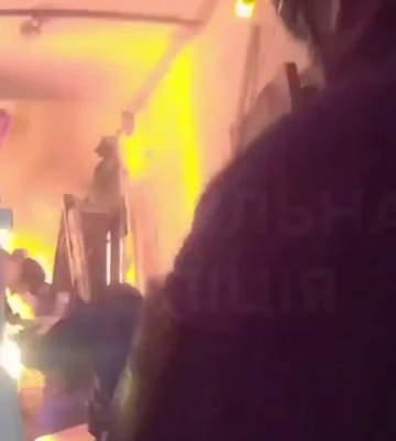 Полиция показала первые минуты после массировного удара России по Киеву — видео