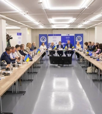 Платформа диалога местной и центральной власти открыта в Киеве – Кличко