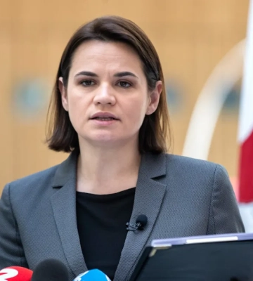 Тихановська прибула з першим візитом до України