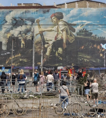 «Вчора хотіли закриватися, а сьогодні знову варимо каву»: підприємці про наслідки атаки на Київ