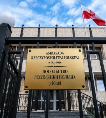 Польща попередила Росію: удар по дипмісіях у Києві вважатиметься навмисним