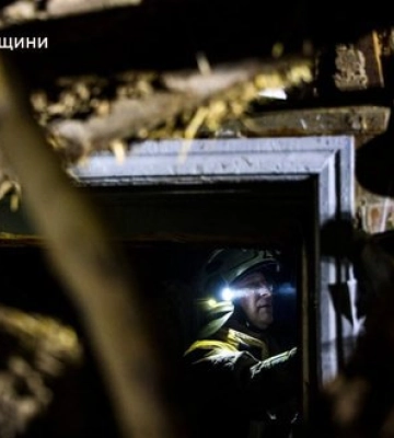 Атака на Полтавський район: з-під завалів будинку врятували жінку