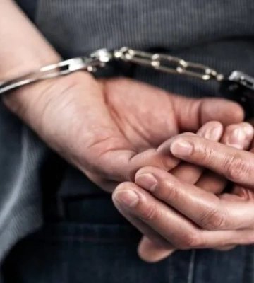 У Києві затримали чоловіка, який намагався зґвалтувати жінку