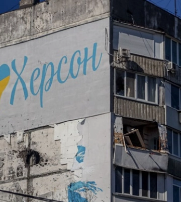 Через російський обстріл у Херсоні загинув чоловік, є поранені
