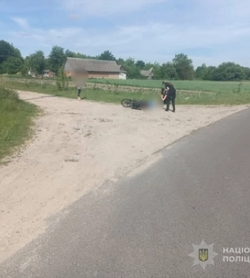 Не впорався з керуванням: на Ковельщині загинув 53-річний мотоцикліст