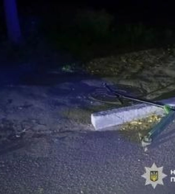 У Полтаві 10-річний хлопчик на самокаті потрапив під колеса авто