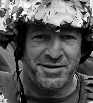 Пів року вважався зниклим безвісти: у Нововолинську попрощались з воїном Сергієм Шулєповим