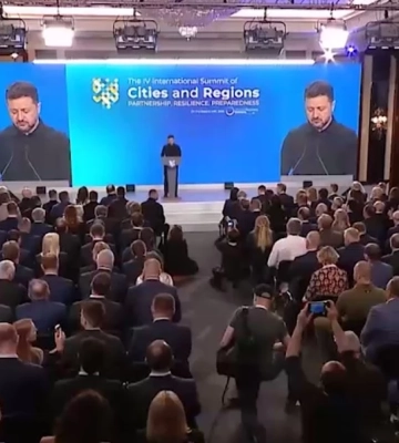 "Сказав Лукашенко, а приїхала Тихановська": Зеленський з іронією відповів на пропозицію мінського диктатора про зустріч