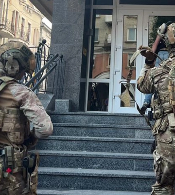 СБУ проводит обыски сразу в 3 управлениях Нацполиции, - Стерненко