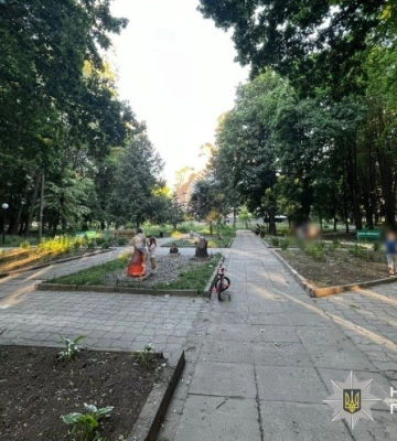 У Стрию 10-річний велосипедист збив трирічного хлопчика