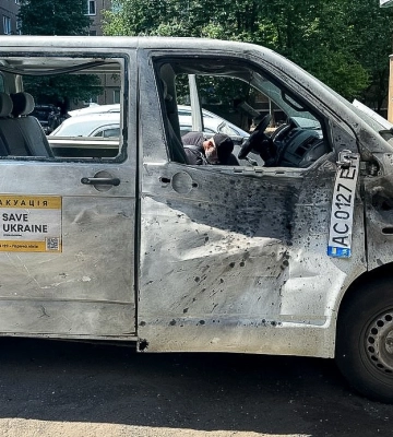 На Донеччині російський FPV-дрон атакував евакуаційний автомобіль Save Ukraine