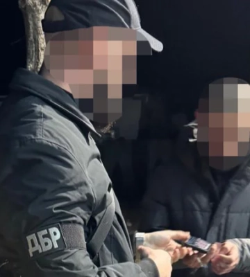 Зламали руку, вдарили струмом і розпилили газ: на Волині судитимуть посадовця ТЦК за побиття 60-річного чоловіка 