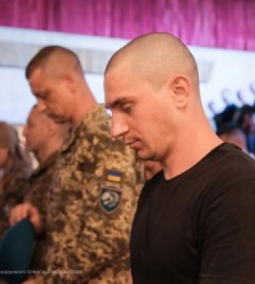 Повернулися з полону: миколаївських морських піхотинців підтримують на шляху відновлення