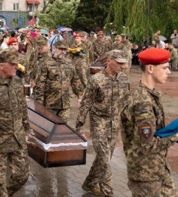 У Тернополі в останню путь провели сімох Героїв, чиї імена поки невідомі