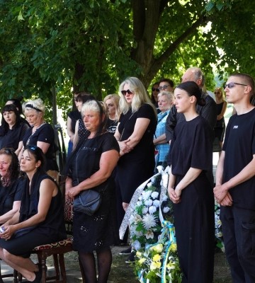 В Ужгороді попрощалися із полеглим 46-річним старшим солдатом Олександром Янчієм