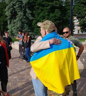 Знам’янка зустріла визволеного з полону воїна - «Халка» 