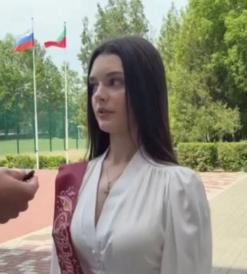 Выпускники оккупированного  Мелитополя рассказали, сколько стоит "красиво уйти из школы" в 2026 году 