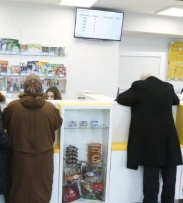 Відправила посилку за кордон, а вона зникла: українка подала до суду на Укрпошту — що вирішили