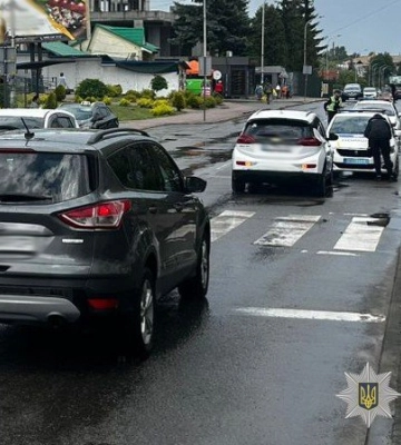 У Трускавці водій Chevrolet збив 45-річну жінку, - ФОТО
