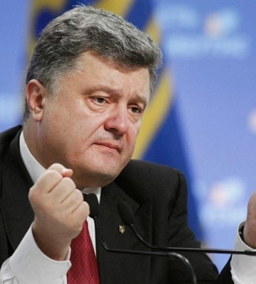 Блокував ввезення "швидких" та організував контрабанду з Григоришиним, - ексмер Глухова про Порошенка