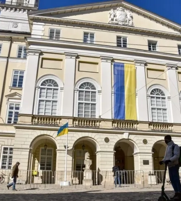 Львів закликав Туска не політизувати історію з розривом контракту на будівництво сміттєпереробного заводу