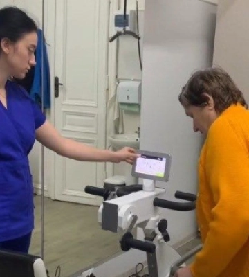 Чернівецька обласна лікарня отримала від американських партнерів реабілітаційне обладнання