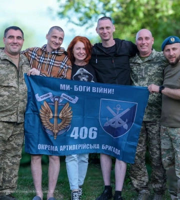 Миколаївських морських піхотинців, які повернулися з полону, підтримують на шляху відновлення