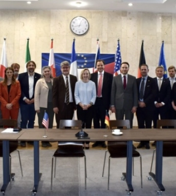 Посли країн G7 заявили, що продовжують роботу в Україні