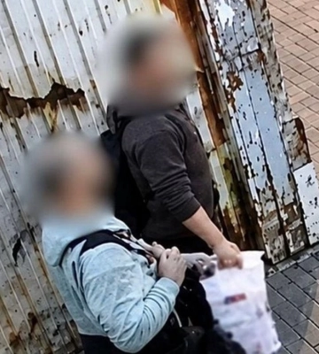 Псевдообшук від «полковників СБУ»: шахраї позбавили 83-річного київського хірурга всіх заощаджень