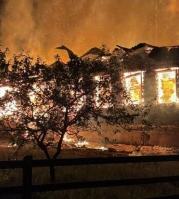 Вщент згоріла за хвилини: дрон «Герань» вдарив по школі на Чернігівщині — фото наслідків