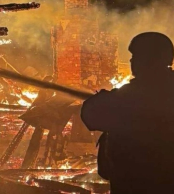На Чернігівщині унаслідок атаки російського БпЛА згоріла школа