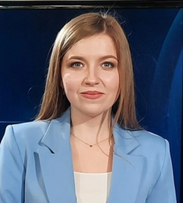Журналістка з Луцька заявила, що депутат відібрав її єдиний телефон