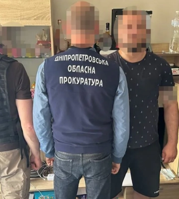 Експоліцейських у Дніпрі підозрюють у катуванні затриманого