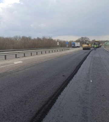 Рух на міжнародній трасі до кордону з Румунією частково обмежать на рік: яка причина