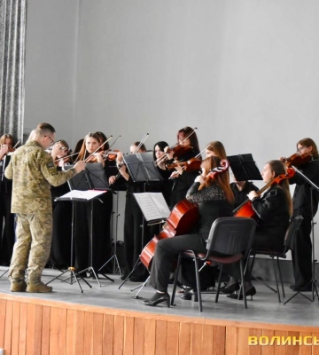 Арттерапія для військових: у Луцьку проводять музичні заходи «Оркестр для реабілітації. Вібрації відновлення». Фото