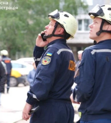 Війська РФ вдарили дронами по Запоріжжю, пошкоджено підприємство та житлові будинки