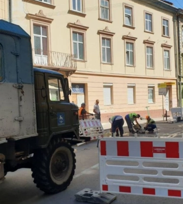Припинили водопостачання у центральній частині Львова