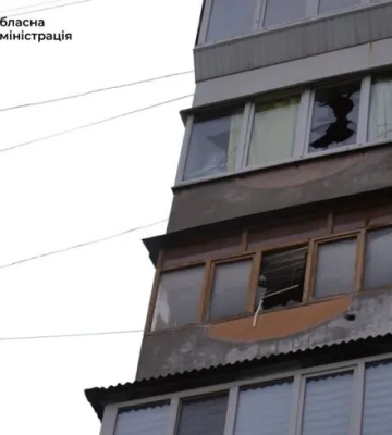 Росіяни атакували дронами Запоріжжя: загинув чоловік, пошкоджено промислову інфраструктуру
